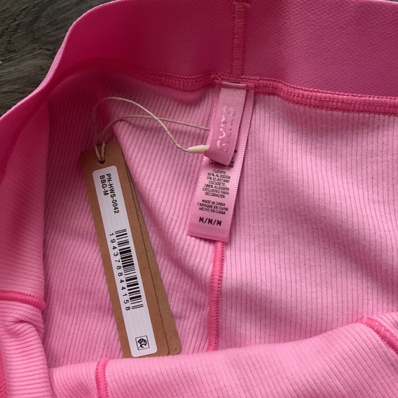 Skims boyfriend ribbed shorts M final sale price!price firm! - Picture 3 of 4